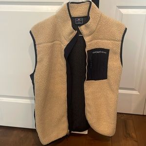 Vineyard Vines Sherpa vest!